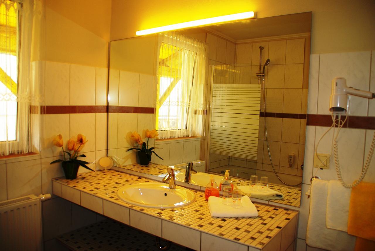 Landhotel Heidekrug Dohma Номер фото